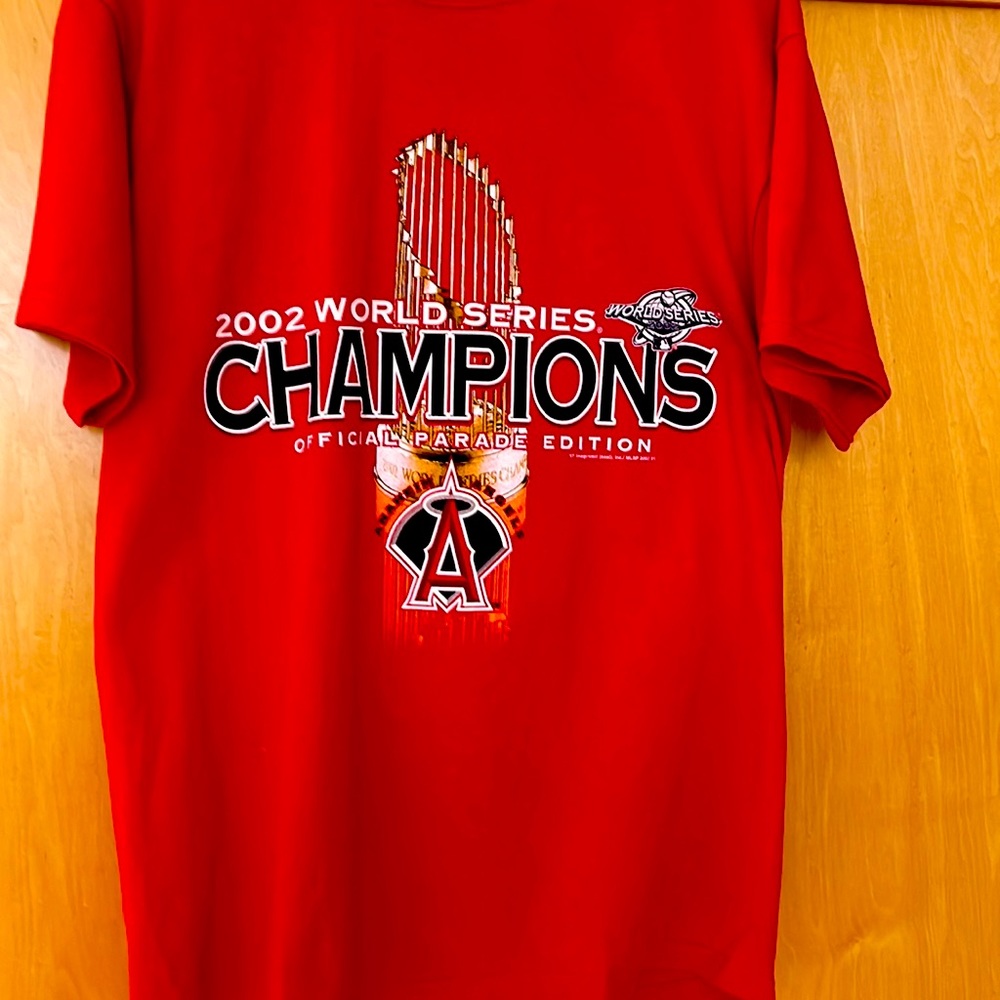 2002 World Series Champion t-shirt -Angels